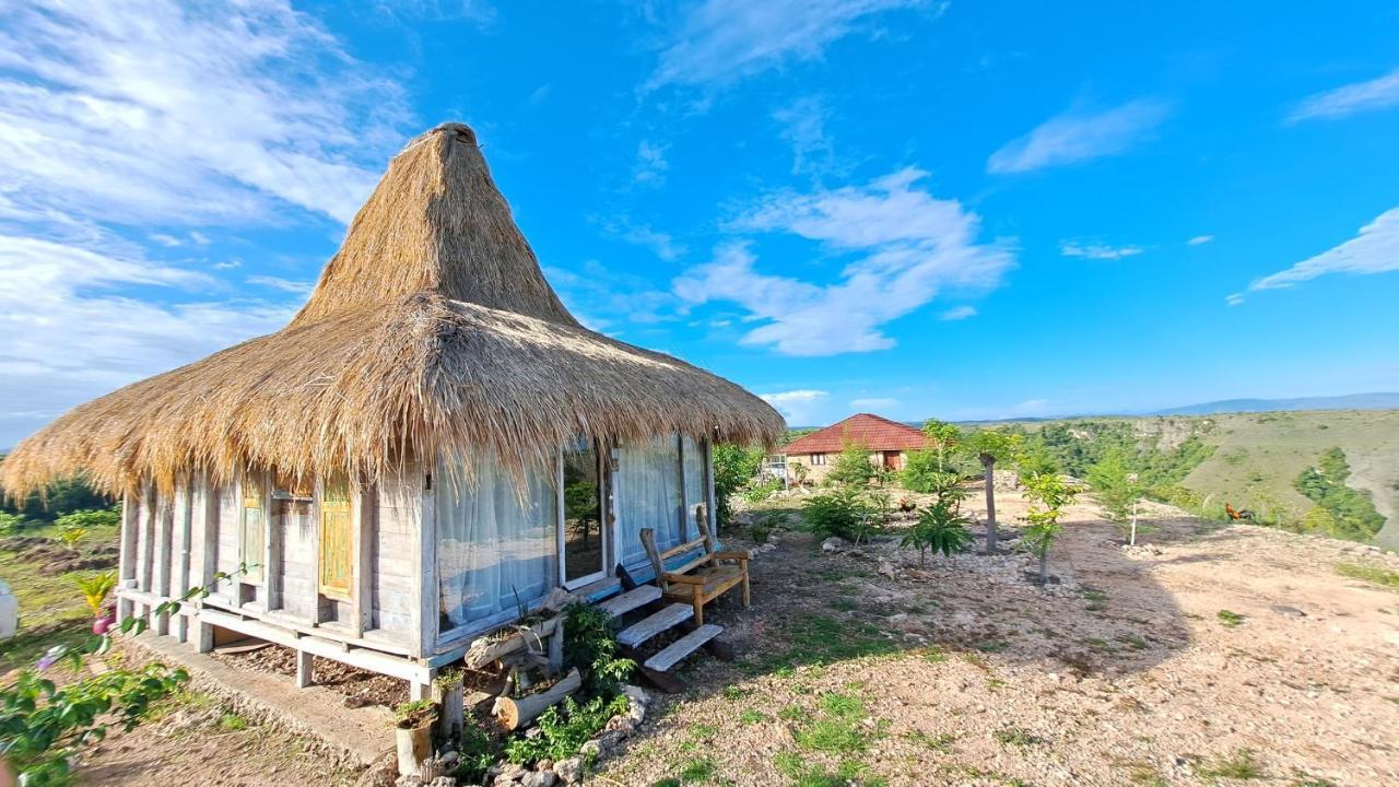 Готель Hars Garden Sumba Вайнгапу Екстер'єр фото