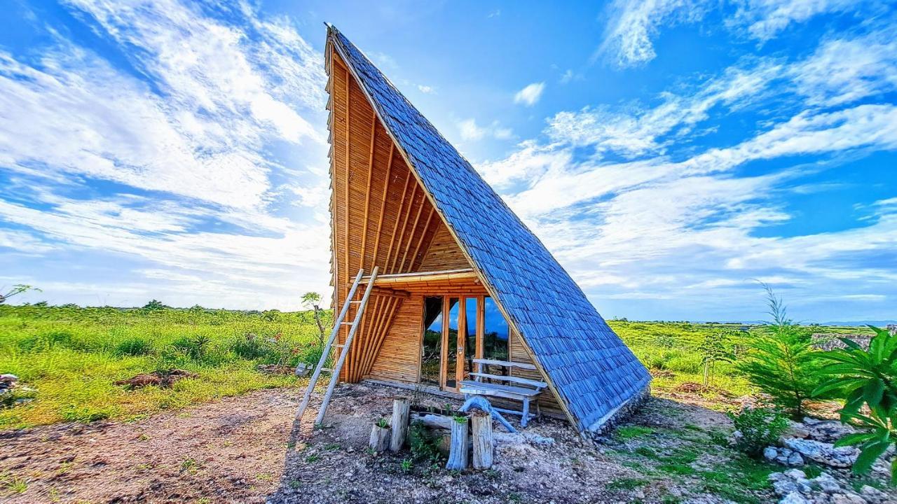 Готель Hars Garden Sumba Вайнгапу Екстер'єр фото